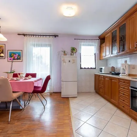 Vinez By Interhome * Labin (Istria)