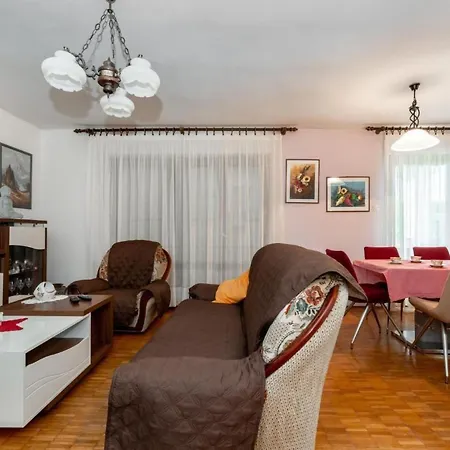 Vinez By Interhome Apartman Labin