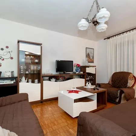 Vinez By Interhome